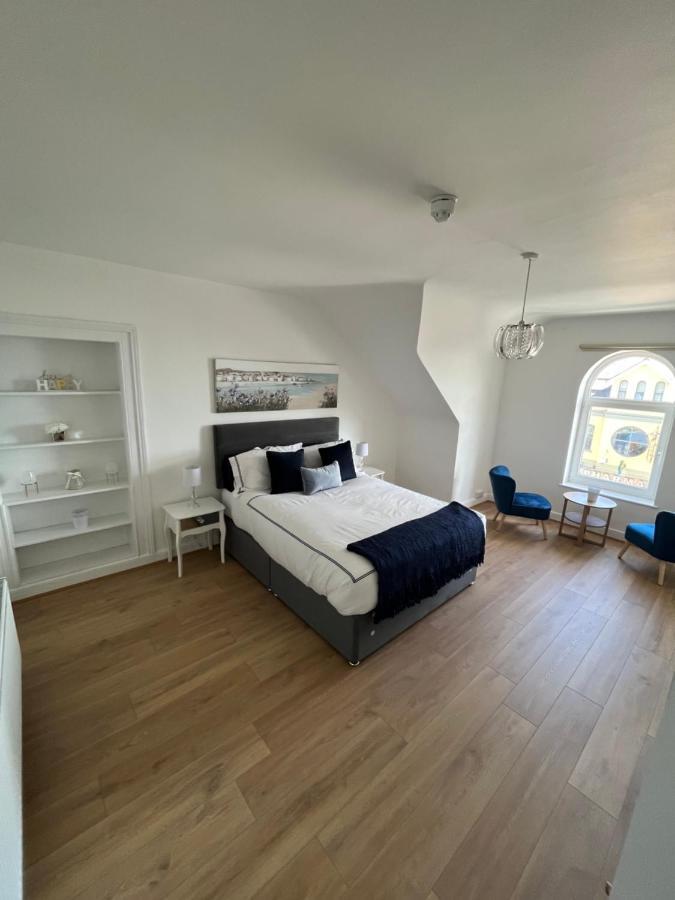 57 Main Street Newcastle Luxury Central Apartment Экстерьер фото